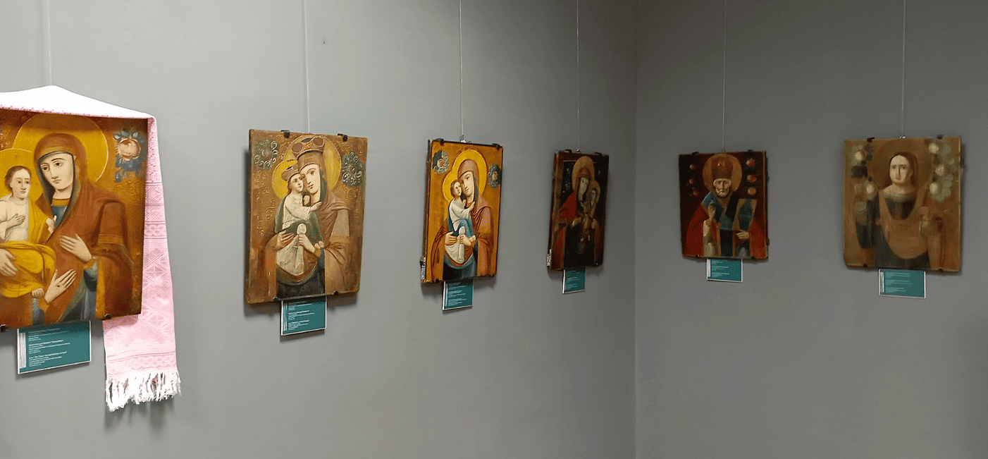 Exhibition "Belarusian Folk Icons"