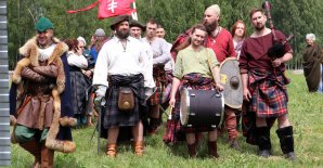 "Above Menka" ("The chivalry all came together"). Photo report